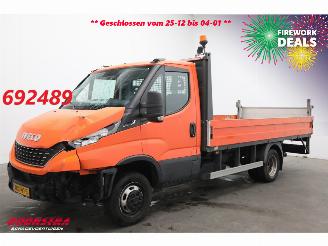 krockskadad bil bedrijf Iveco Daily 35C14H Hi-Matic Pritsche Airco AHK LBW 2022/10