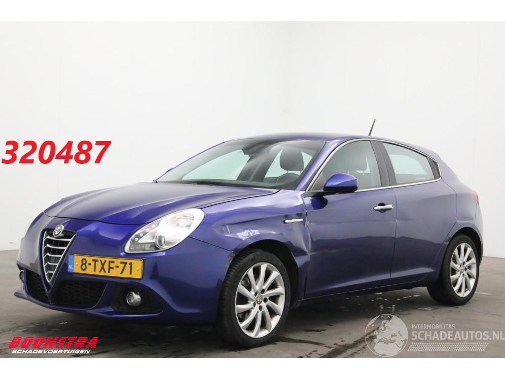 Alfa Romeo Giulietta 1.4 T 170 PK Aut. Distinctive Lusso Navi Clima Cruise PDC AHK