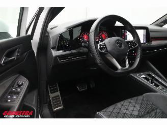 Volkswagen Golf 1.5 eTSI DSG R-Line Pano Matrix ACC LRHZ Camera SHZ picture 19