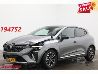 skadebil auto Renault Clio 1.6 E-Tech Full Hybrid 145 techno LED Navi Clima Cruise Camera 3.962 km! 2025/9