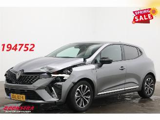 skadebil auto Renault Clio 1.6 E-Tech Full Hybrid 145 techno LED Navi Clima Cruise Camera 3.962 km! 2025/9