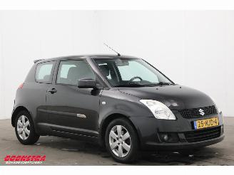 Suzuki Swift 1.3 Bandit Eerste Eigenaar! Airco LMV 149.355 km! picture 2