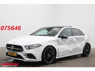 Voiture accidenté Mercedes A-klasse 200 7G-Tronic AMG Pano LED Burmster HUD Leder Camera SHZ 2019/1