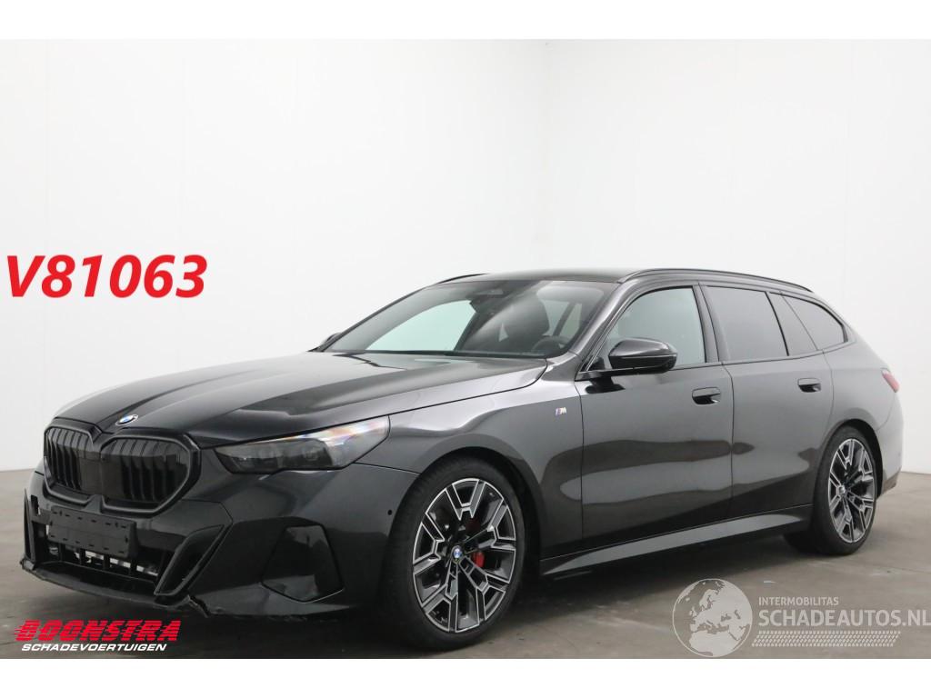 BMW 5-serie Touring 520i M-Sport Night Pano ACC Memory H/K 360°