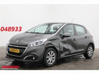 Schadeauto Peugeot 208 1.2 PureTech Active Navi Airco Cruise Camera PDC 82.185 km! 2019/6