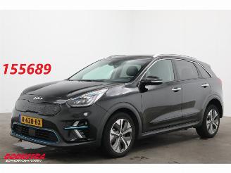 krockskadad bil auto Kia e-Niro ExecutiveLine 64 kWh LED ACC Schuifdak JBL Memory Ventilatie LRHZ 2022/8