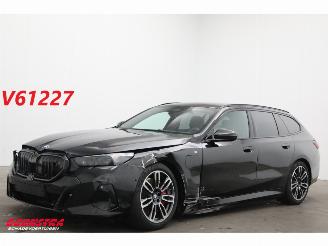 uszkodzony samochody osobowe BMW 5-serie Touring 550e M-Sport xDrive Carbon HUD H/K ACC Memory 360° 2025/6