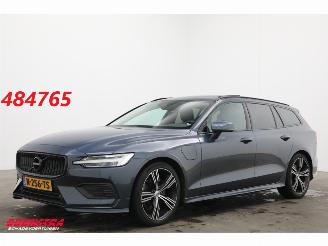 Damaged car Volvo V-60 2.0 T6 Recharge AWD Inscription Pano LED ACC H/K Apple/Android SHZ AHK 2022/1