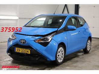 Coche accidentado Toyota Aygo 1.0 VVT-i x-play Bluetooth Airco Cruise Camera 2019/4