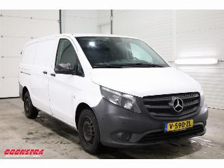 Mercedes Vito 111 CDI Functional Lang Navi Airco Cruise Camera PDC AHK picture 2
