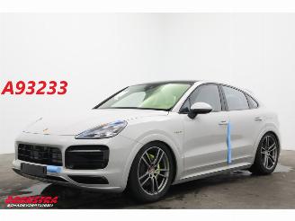 Schadeauto Porsche Cayenne 3.0 E-Hybrid Platinum Edition Sport Chrono PDLS+ Buse HUD Memory Lucht 5 km!! 2023/7