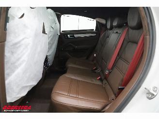 Porsche Cayenne 3.0 E-Hybrid Platinum Edition Sport Chrono PDLS+ Buse HUD Memory Lucht 5 km!! picture 18
