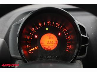 Peugeot 108 1.0 e-VTi Active Airco Bluetooth 83.518 km! picture 19