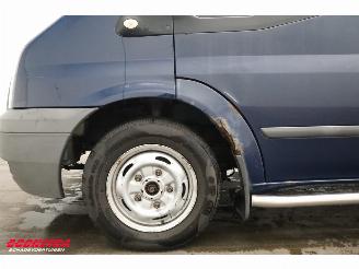 Ford Transit Kombi 300S 2.2 TDCi Ambiente 9-Pers. Airco Cruise picture 8
