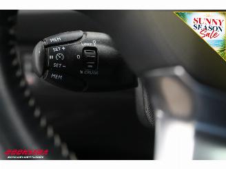 Peugeot 308 SW 1.2 PureTech Active Pano Navi Clima Cruise PDC AHK picture 15
