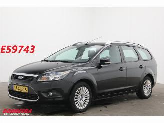 uszkodzony samochody osobowe Ford Focus 1.6 Aut. Titanium Navi Clima Cruise PDC AHK 2008/8