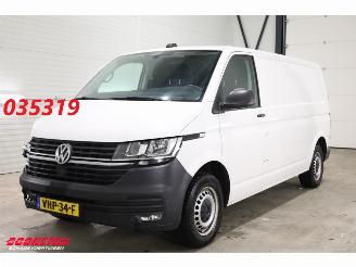 krockskadad bil bedrijf Volkswagen Transporter T6.1 2.0 TDI 150 PK L2-H1 Navi Airco Cruise PDC AHK 2020/11
