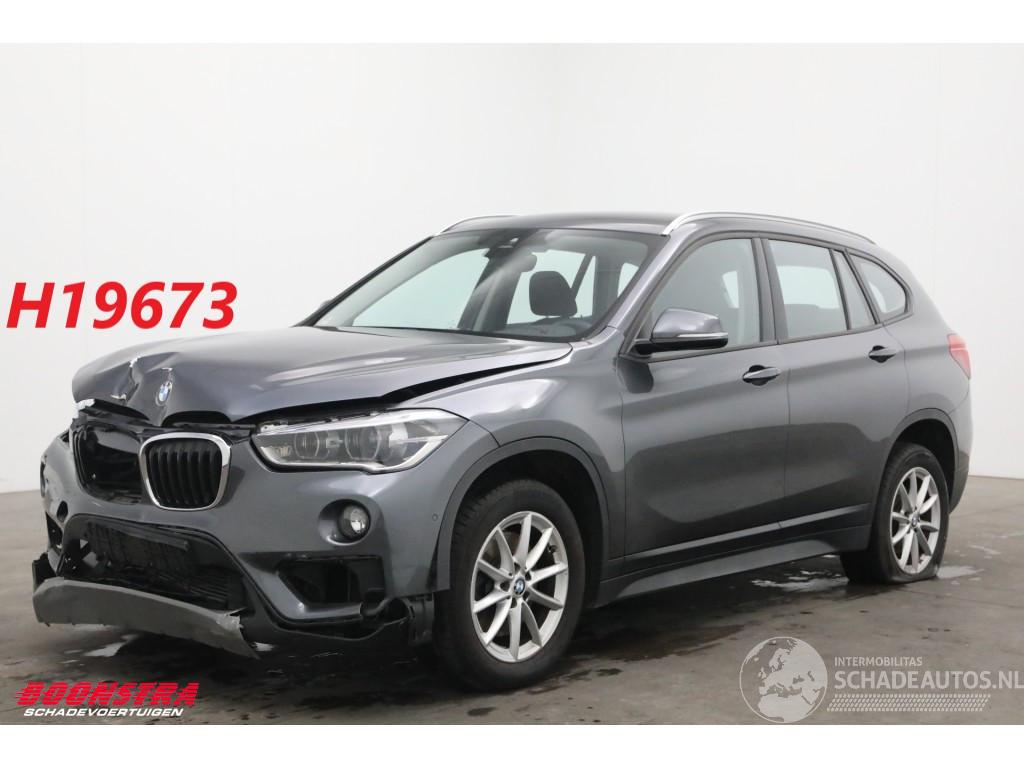 BMW X1 sDrive20i Aut. Executive Navi Clima Cruise PDC AHK 54.504 km!