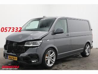 skadebil bedrijf Volkswagen Transporter T6.1 2.0 TDI 200 PK DSG Bulli L1-H1 28 LED ACC Virtual Navi AHK 2021/2