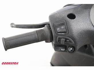 Piaggio Beverly 350 350 Beverly Sport ABS picture 19