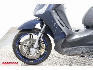 Piaggio Beverly 350 350 Beverly Sport ABS picture 11