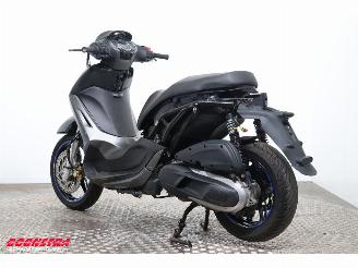 Piaggio Beverly 350 350 Beverly Sport ABS picture 4