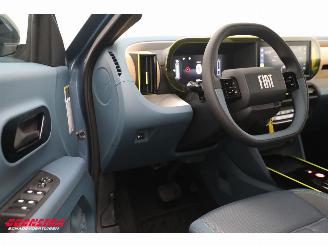 Fiat Grande Panda La Prima 44 kWh LED Leder Virtual Camera Cruise LRHZ SHZ 5.271 km! picture 19