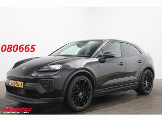 damaged passenger cars Porsche Macan 100 kWh LED Memory Apple/Android Camera AHK 12.549 km! 2025/8