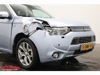 Mitsubishi Outlander 2.0 PHEV 4WD Instyle+ ACC Schuifdak Leder Camera SHZ AHK picture 6