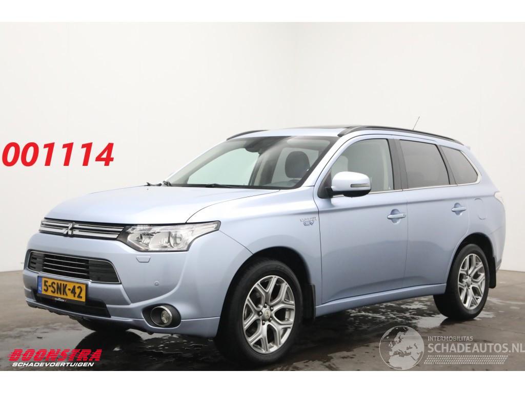 Mitsubishi Outlander 2.0 PHEV 4WD Instyle+ ACC Schuifdak Leder Camera SHZ AHK