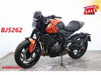 dommages motocyclettes  Triumph Trident 660 ABS LED 4.084 km 2023/7