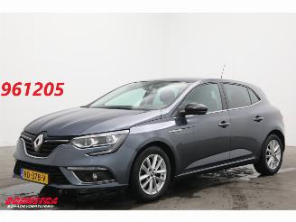 Unfallwagen Renault Mégane 1.2 TCe Limited Navi Clima Cruise PDC 2017/11