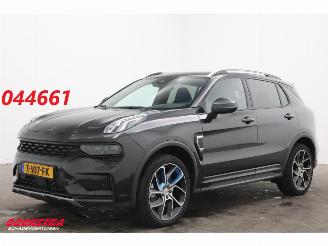 Schadeauto Lynk & Co 01 PHEV Pano LED ACC Infinity Camera SHZ 2023/6