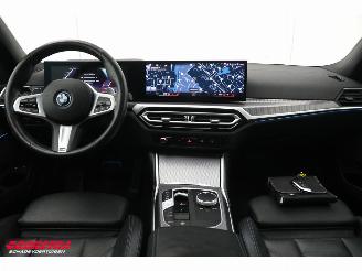 BMW 3-serie 330e M-Sport Schuifdak HUD ACC 360° H/K Memory picture 17