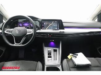 Volkswagen Golf 1.0 eTSI DSG Life Business LED ACC Virtual Camera LRHZ SHZ picture 13