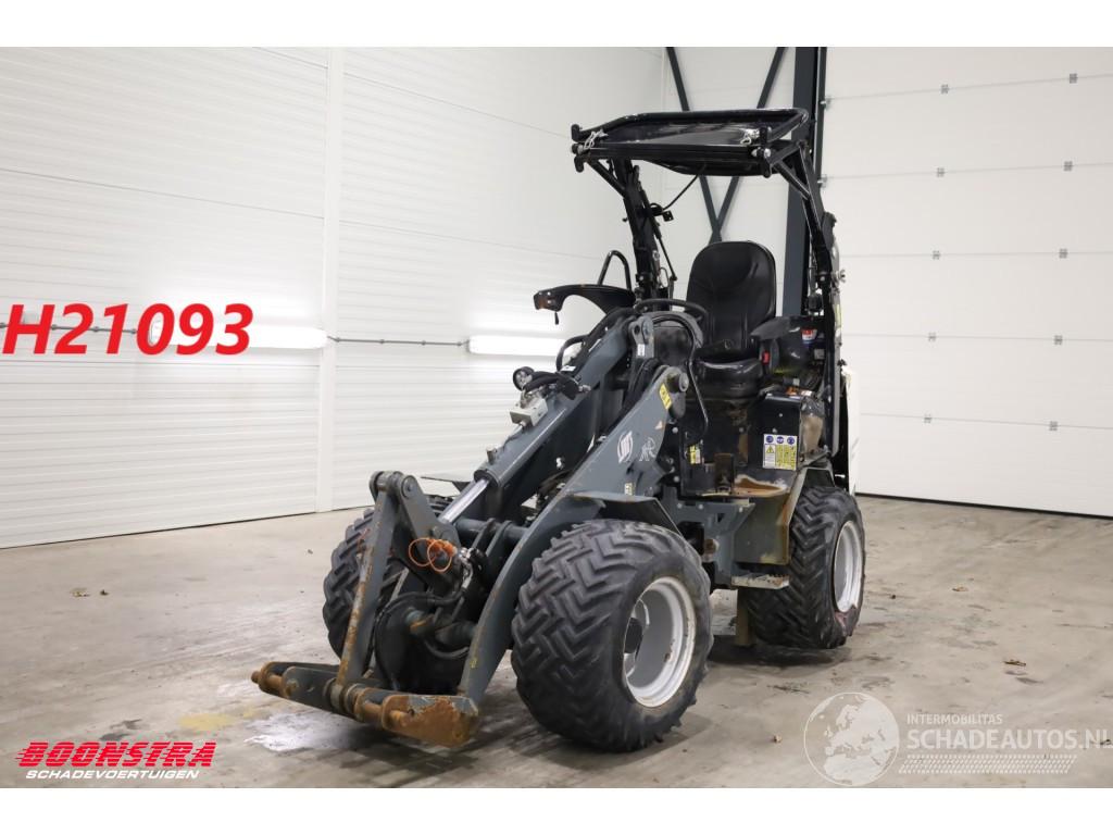 Giant  G2300 Xtra Wiellader BY 2021 1.500 Uur