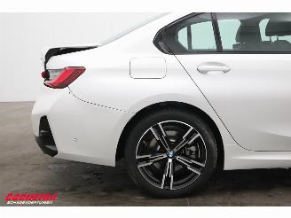 BMW 3-serie 330e M-Sport Schuifdak Leder LED Navi Clima Cruise Camera SHZ picture 10