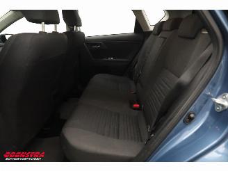 Toyota Auris 1.8 Hybrid Aspiration Navi Clima Cruise Camera 97.728 km! picture 13