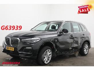 krockskadad bil auto BMW X5 xDrive45e Executive Pano LED ACC H/K Camera LRHZ AHK 2021/5
