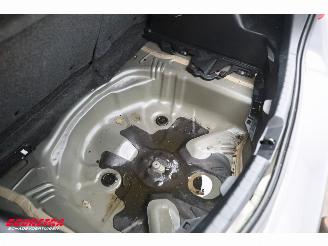 Toyota Yaris 1.5 Hybrid Lease Navi Clima Cruise Camera AHK 79.788 km! picture 9