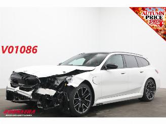 Vrakbiler auto BMW M5 Touring Drivers Package HUD Carbon B&W ACC 360° AHK 2025/3
