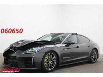 Vaurioauto  passenger cars Porsche Panamera 4S E-Hybrid Pano PDLS+ Sport Chrono HUD Bose ACC Memory 10.976 km! 2025/1