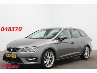 skadebil auto Seat Leon ST 1.4 TSI FR LED Navi Clima Cruise SHZ PDC AHK 2013/11