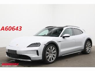 damaged passenger cars Porsche Taycan 4 105 kWh Pano PDLS+ Bose Sport Chrono ACC Memory Ventilatie 360° 2024/10