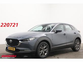 krockskadad bil auto Mazda CX-30 2.0 e-SkyActiv-X M Hybrid Comfort Leder HUD Memory Camera SHZ LRHZ 2021/10