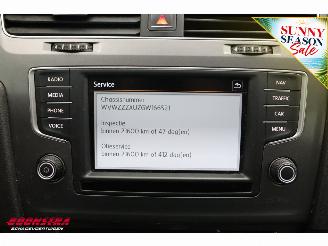 Volkswagen Golf 1.6 TDI Trendline BlueMotion Navi Bluetooth Airco Cruise picture 13