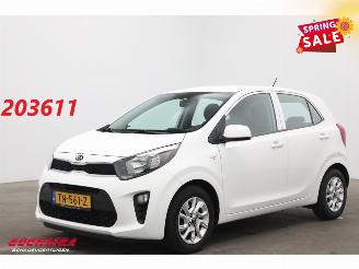 damaged passenger cars Kia Picanto 1.0 CVVT EconomyPlusLine Airco Bluetooth 92.072 km! 2018/9