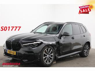 škoda osobní automobily BMW X5 xDrive45e M-Sport Pano LED ACC Leder Memory HUD Camera Lucht AHK 2023/6