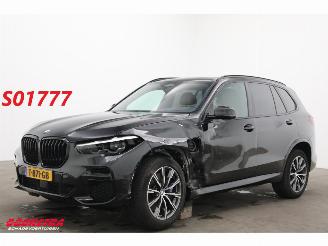 uszkodzony samochody osobowe BMW X5 xDrive45e M-Sport Pano LED ACC Leder Memory HUD Camera Lucht AHK 2023/6