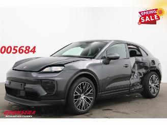 Damaged car Porsche Macan 4 100 kWh LED Memory 360° SHZ 2025/3